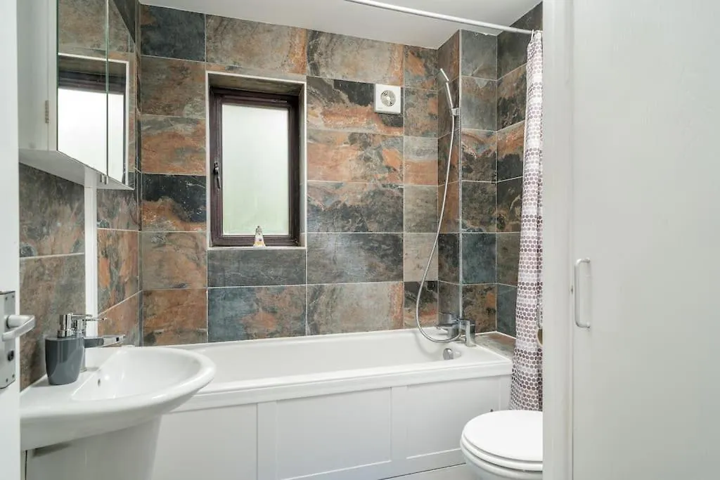 Gorgeous House, 5 Beds, Amazing Transport Links Apartment London United Kingdom